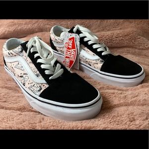 NIB VANS x Peanuts Old Skool Smack Pearl womens 7